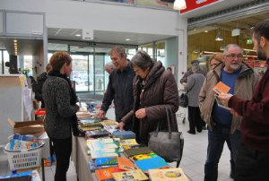 Podarili smo 100 knjig 1